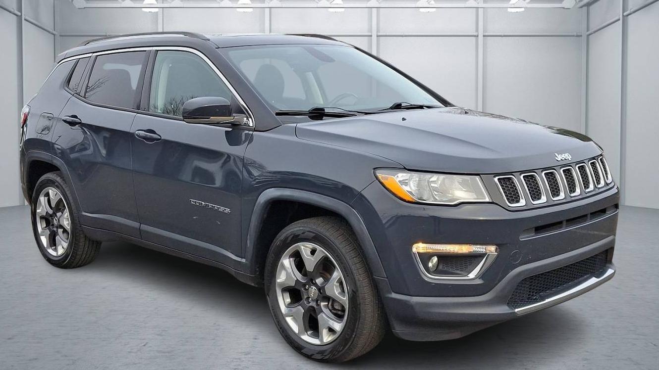 JEEP COMPASS 2018 3C4NJDCBXJT355477 image