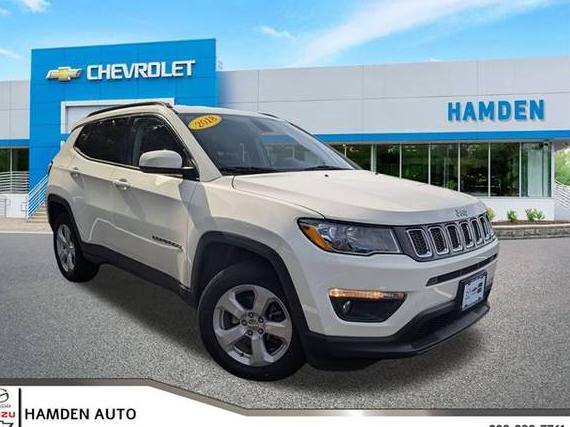 JEEP COMPASS 2018 3C4NJDBB4JT190818 image