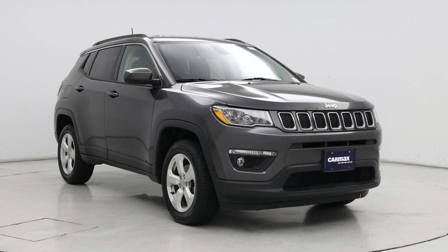 JEEP COMPASS 2018 3C4NJDBB0JT433752 image