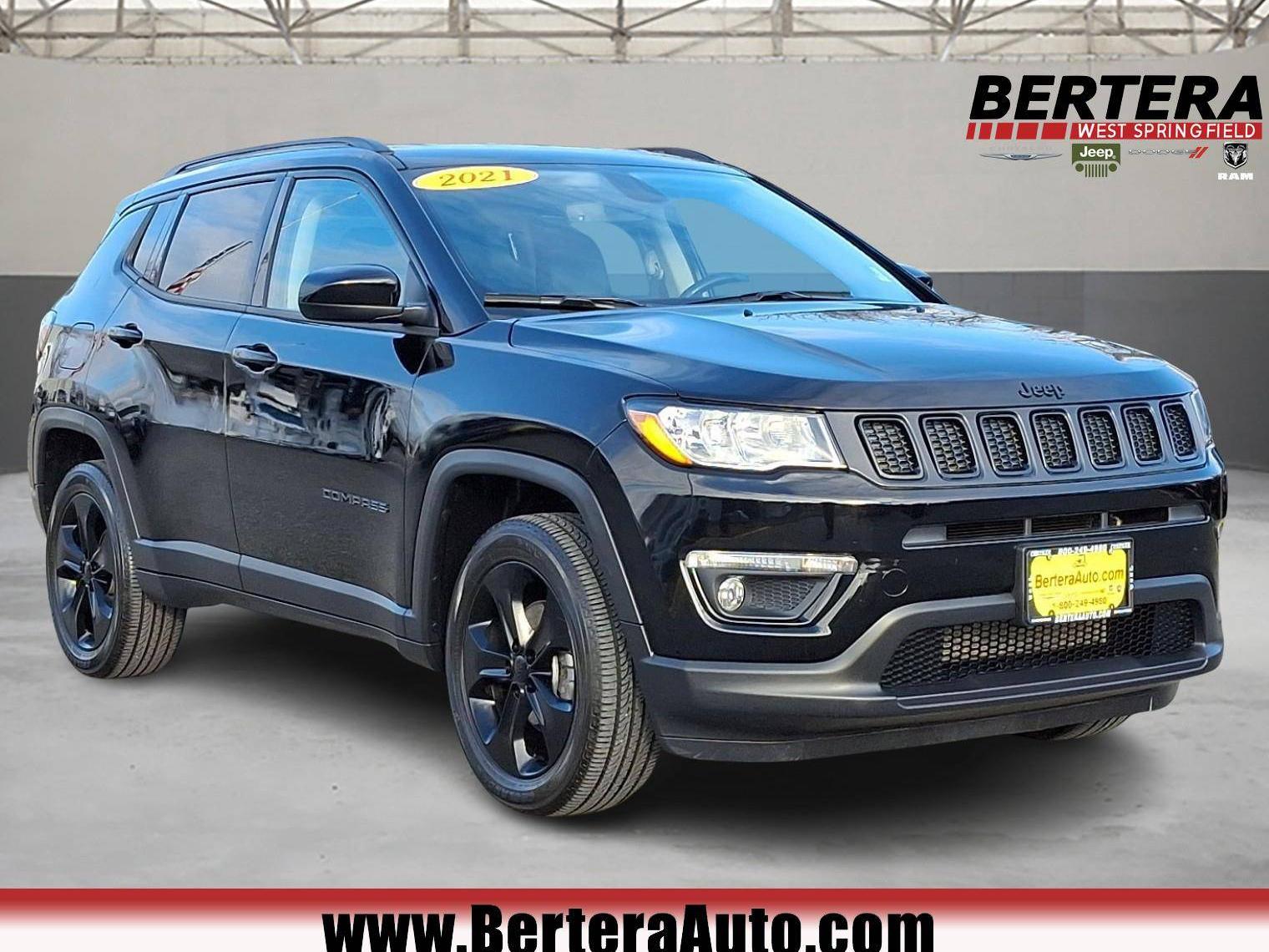 JEEP COMPASS 2021 3C4NJDBB7MT573138 image