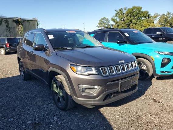 JEEP COMPASS 2017 3C4NJDBBXHT688970 image JEEP COMPASS 2017 3C4NJDBBXHT688970 image