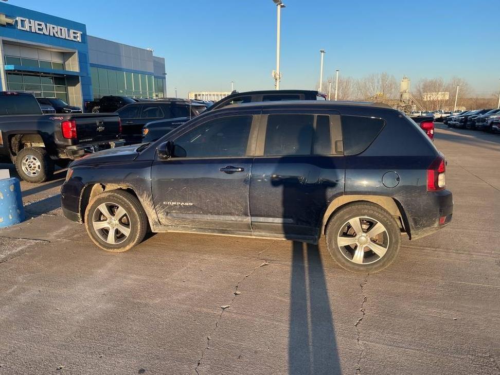 JEEP COMPASS 2017 1C4NJDEBXHD171945 image