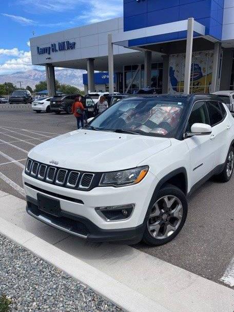 JEEP COMPASS 2017 3C4NJDCB9HT680129 image