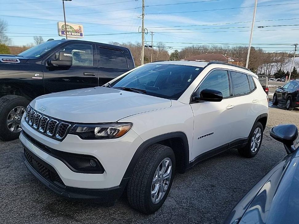 JEEP COMPASS 2024 3C4NJDBN9RT119331 image