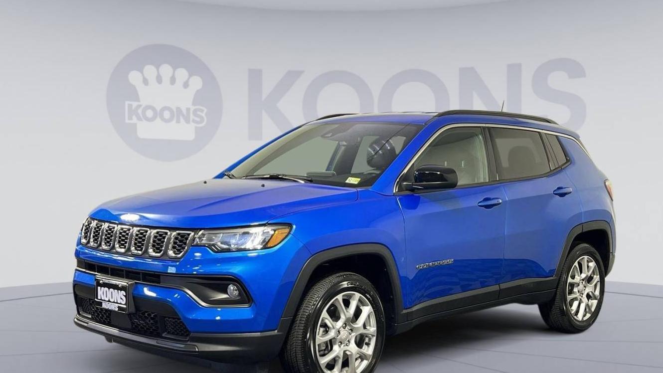 JEEP COMPASS 2024 3C4NJDFN7RT135361 image