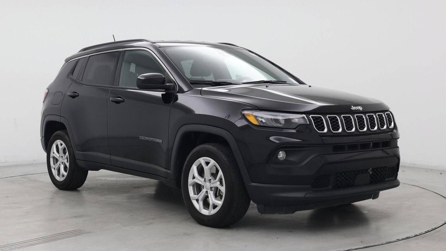 JEEP COMPASS 2024 3C4NJDBN3RT105182 image