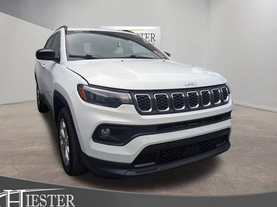 JEEP COMPASS 2024 3C4NJDBN4RT123464 image