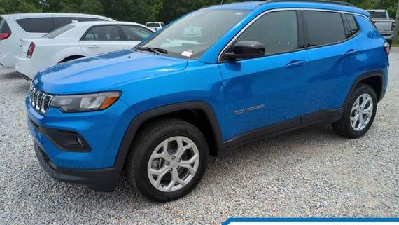 JEEP COMPASS 2024 3C4NJDBN9RT143533 image