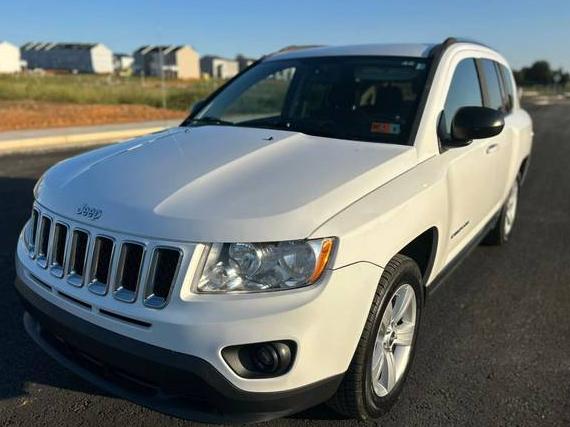 JEEP COMPASS 2011 1J4NF1FB2BD283249 image