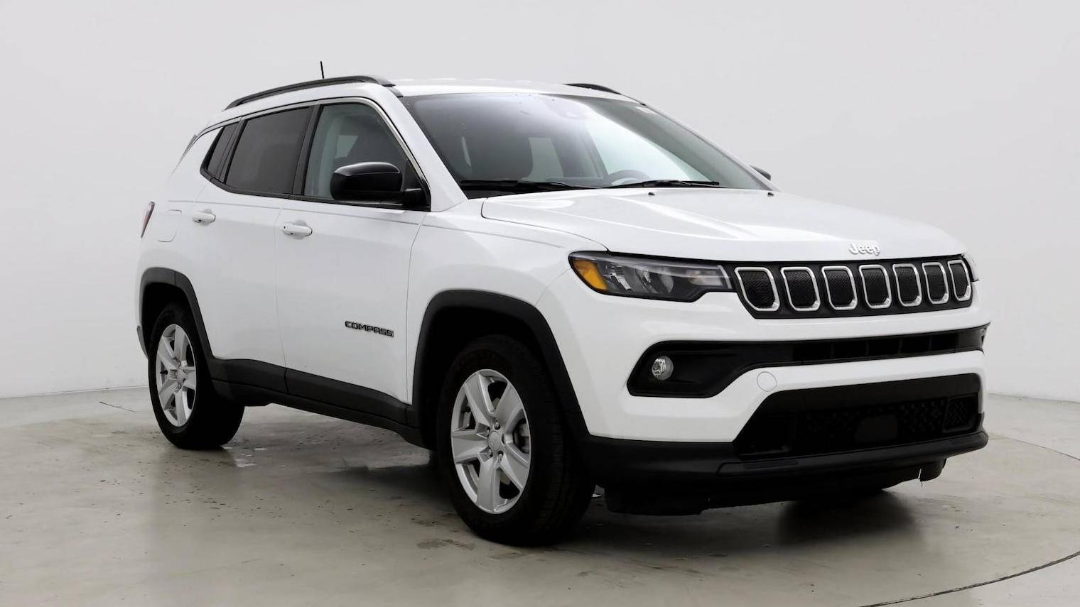 JEEP COMPASS 2022 3C4NJCBB8NT205188 image