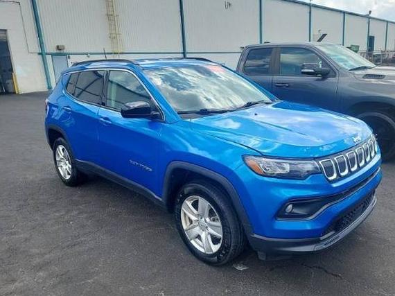 JEEP COMPASS 2022 3C4NJDBB2NT136441 image