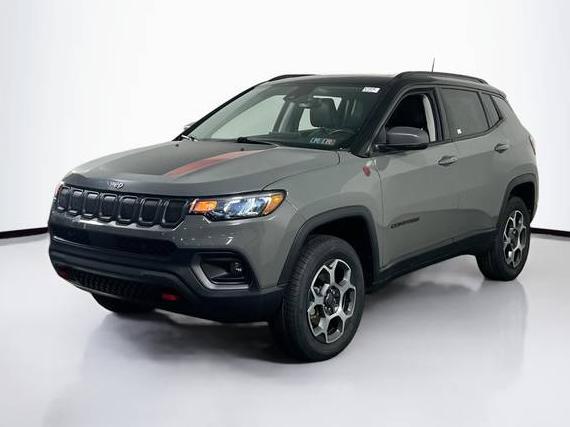 JEEP COMPASS 2022 3C4NJDDB4NT160348 image