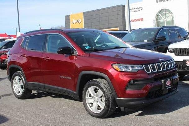 JEEP COMPASS 2022 3C4NJDBB2NT130171 image