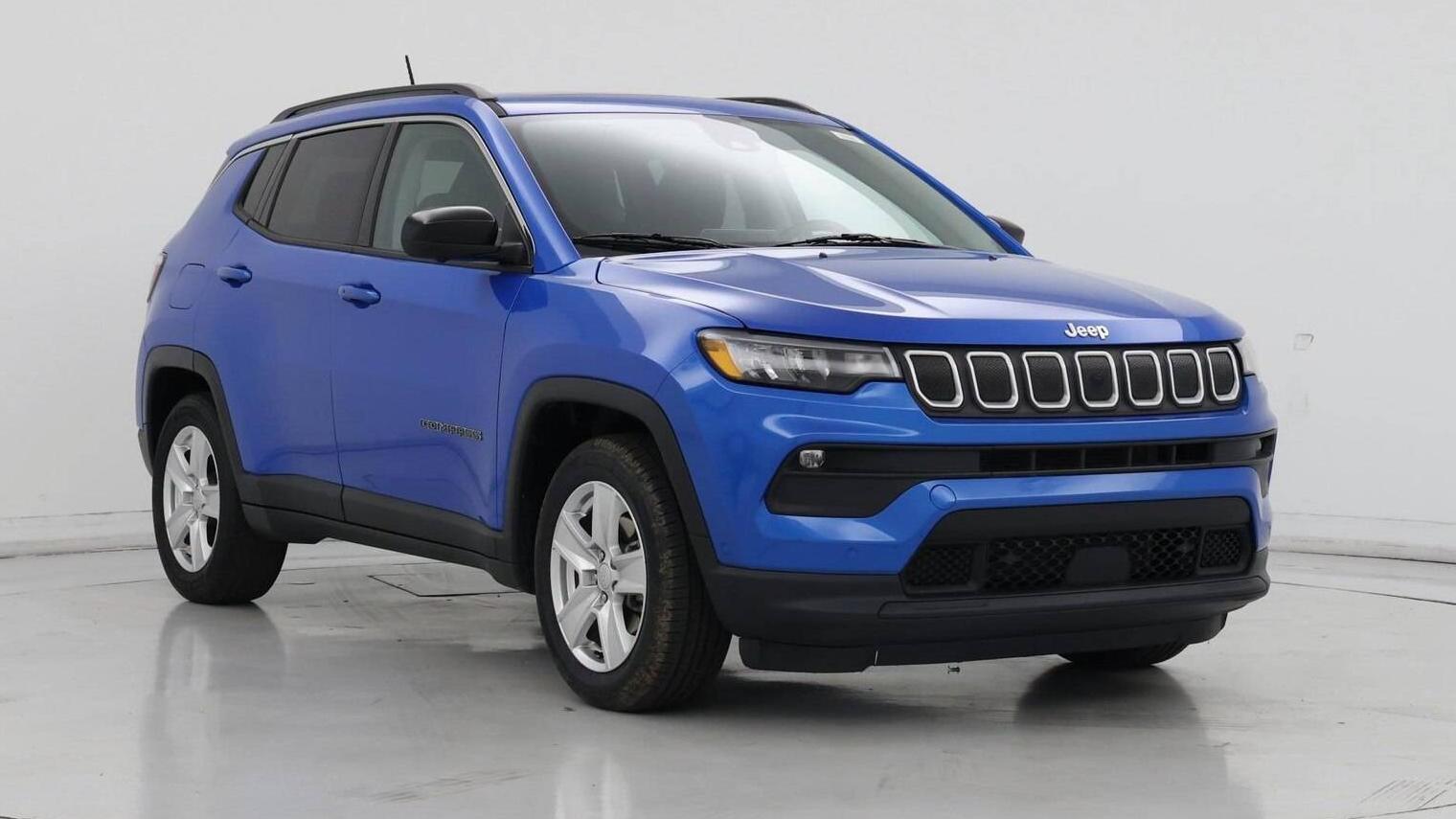 JEEP COMPASS 2022 3C4NJCBB5NT120213 image