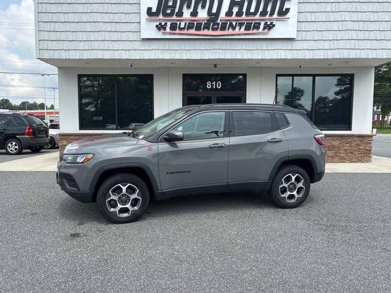 JEEP COMPASS 2022 3C4NJDDB7NT152440 image