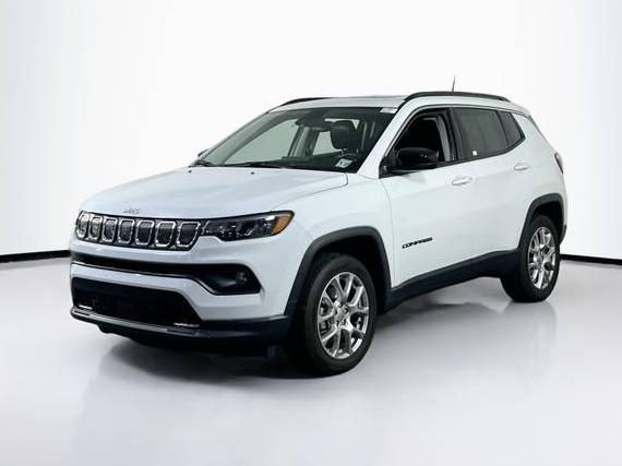 JEEP COMPASS 2022 3C4NJDFB9NT198851 image
