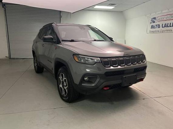 JEEP COMPASS 2022 3C4NJDDB1NT227648 image