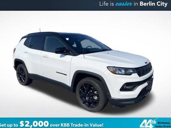 JEEP COMPASS 2022 3C4NJDBBXNT200192 image