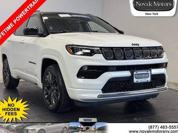 JEEP COMPASS 2022 3C4NJDCB9NT183030 image