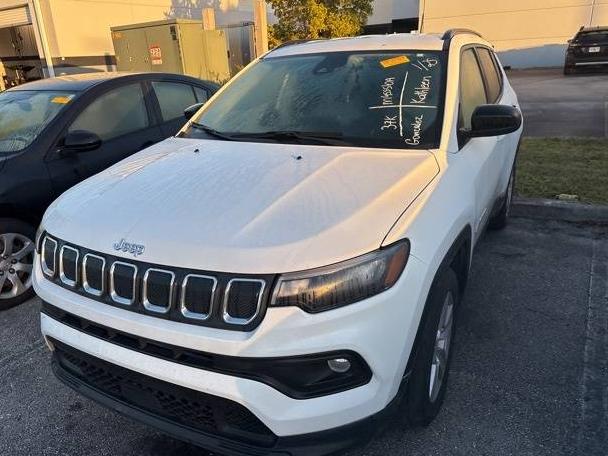 JEEP COMPASS 2022 3C4NJCBB5NT235118 image