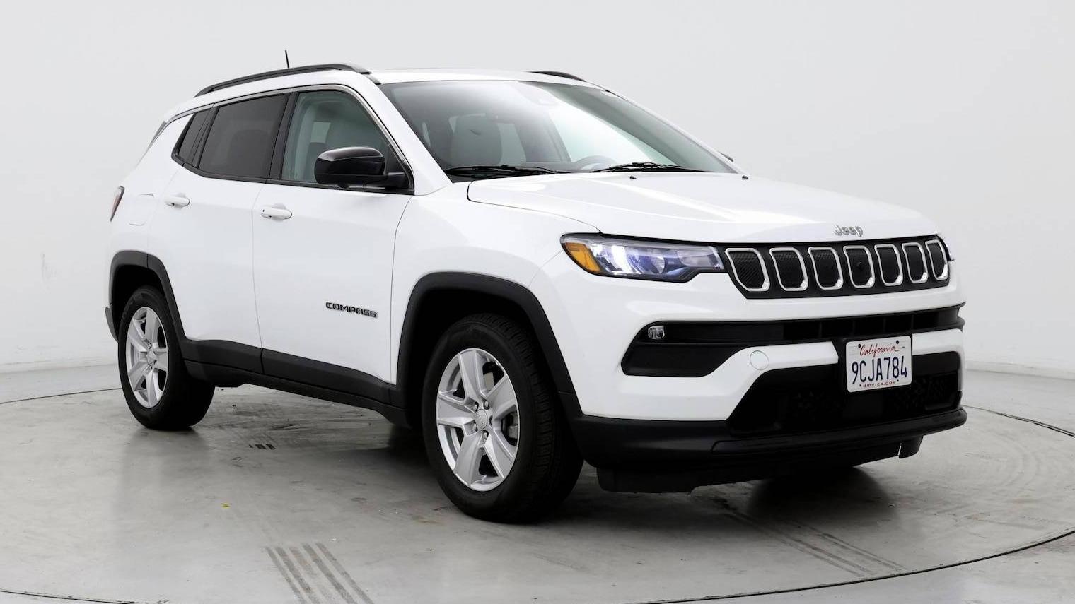 JEEP COMPASS 2022 3C4NJCBB6NT189038 image