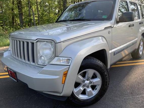 JEEP LIBERTY 2009 1J8GN28K49W552718 image