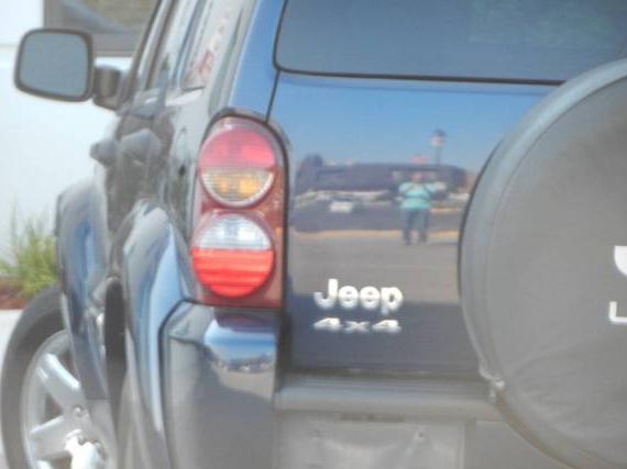 JEEP LIBERTY 2007 1J4GL58K57W572711 image JEEP LIBERTY 2007 1J4GL58K57W572711 image