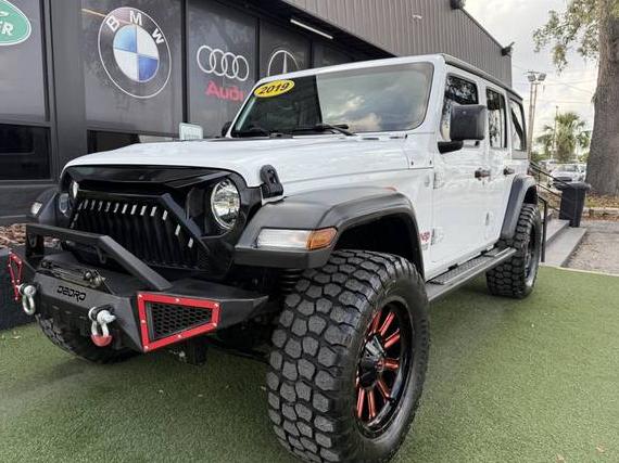 JEEP WRANGLER 2019 1C4HJXDG3KW677933 image