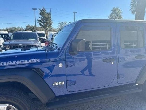 JEEP WRANGLER 2018 1C4HJXDG4JW221485 image