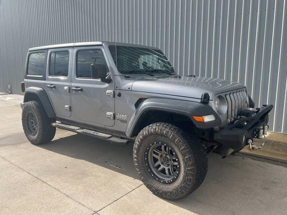 JEEP WRANGLER 2018 1C4HJXDG3JW172604 image
