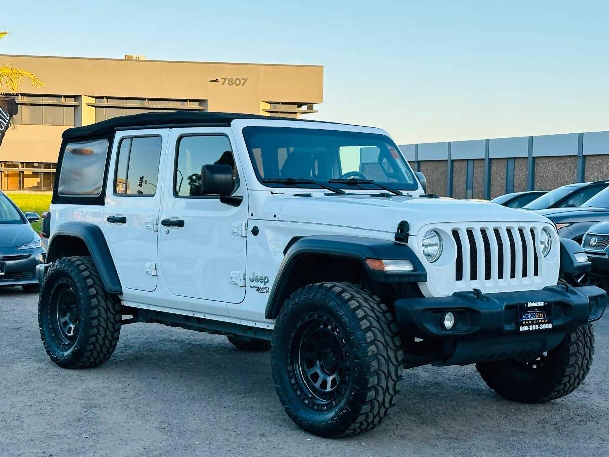 JEEP WRANGLER 2018 1C4HJXDG3JW166964 image