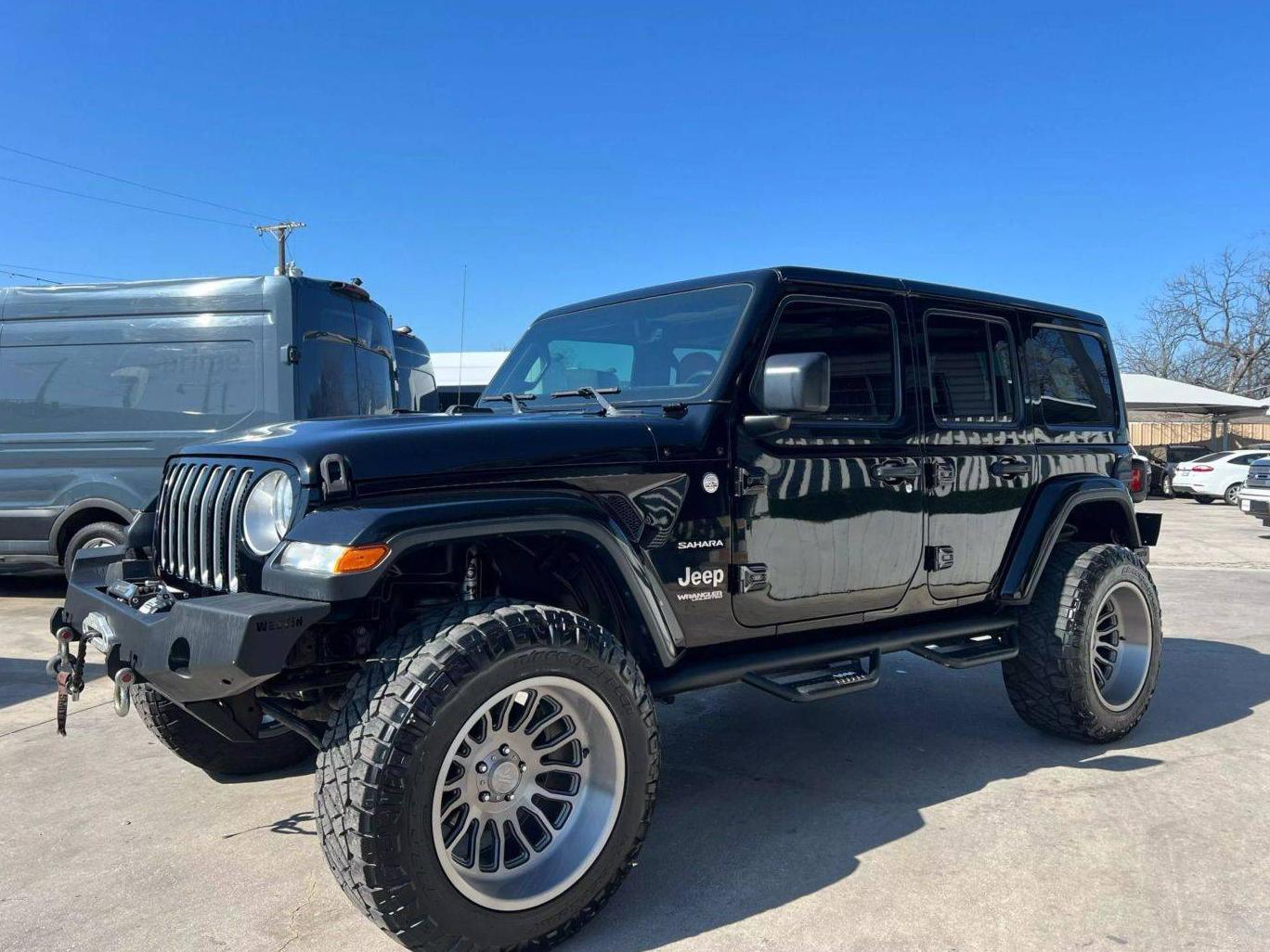 JEEP WRANGLER 2018 1C4HJXEG9JW206205 image