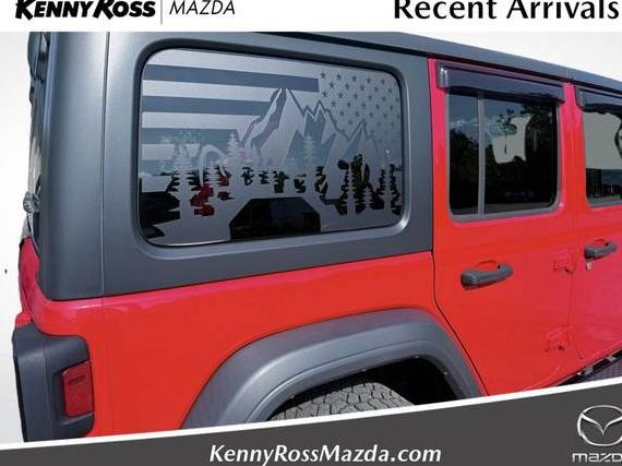 JEEP WRANGLER 2018 1C4HJXDG6JW329090 image
