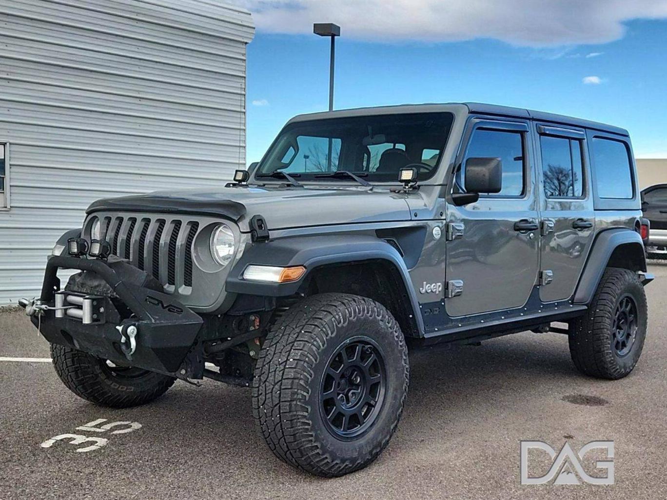 JEEP WRANGLER 2018 1C4HJXDG5JW233984 image