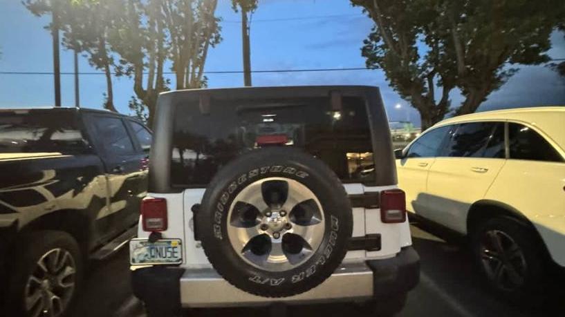 JEEP WRANGLER 2017 1C4BJWEG4HL705487 image