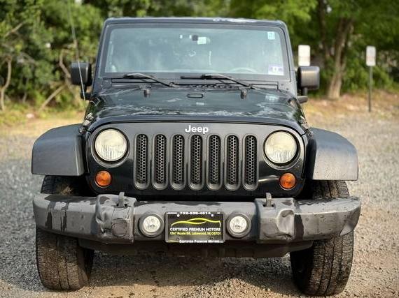 JEEP WRANGLER 2011 1J4AA2D14BL570899 image