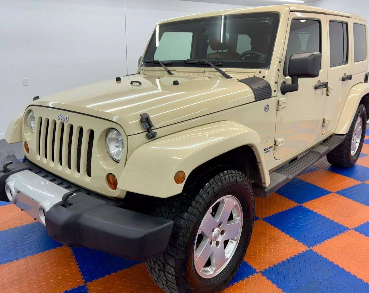 JEEP WRANGLER 2011 1J4HA5H16BL526753 image