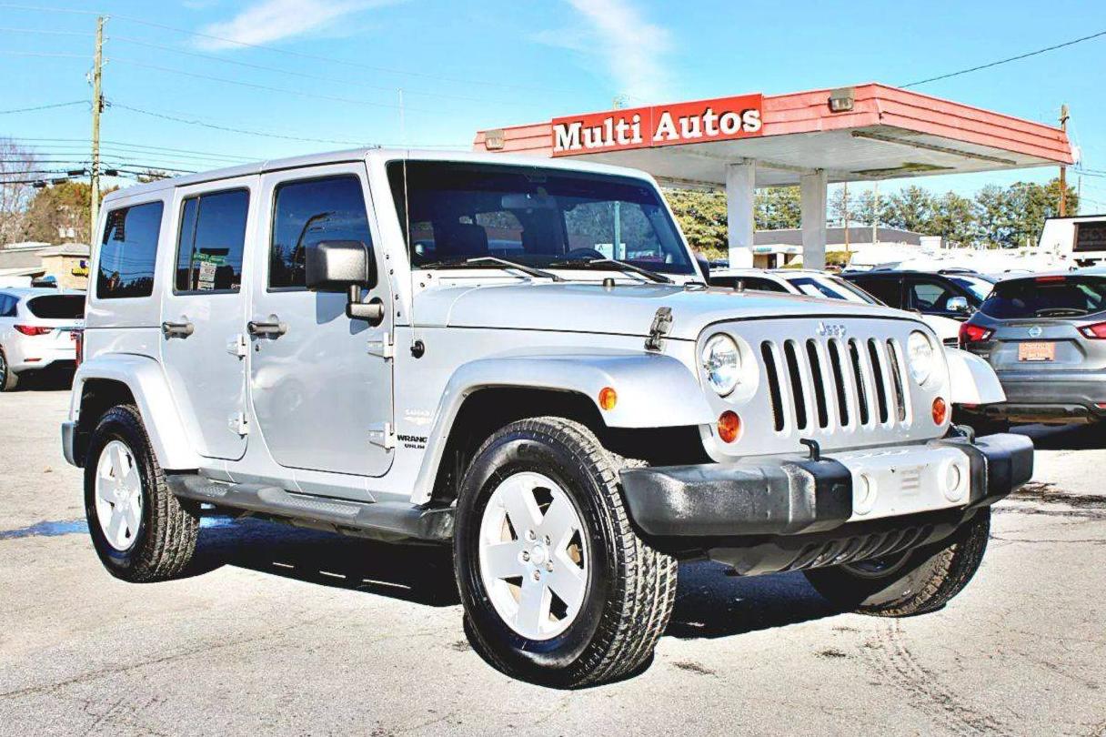 JEEP WRANGLER 2011 1J4HA5H17BL627106 image