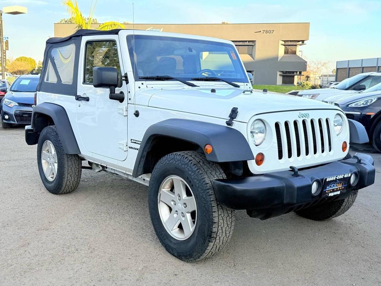 JEEP WRANGLER 2013 1C4AJWAG4DL574881 image