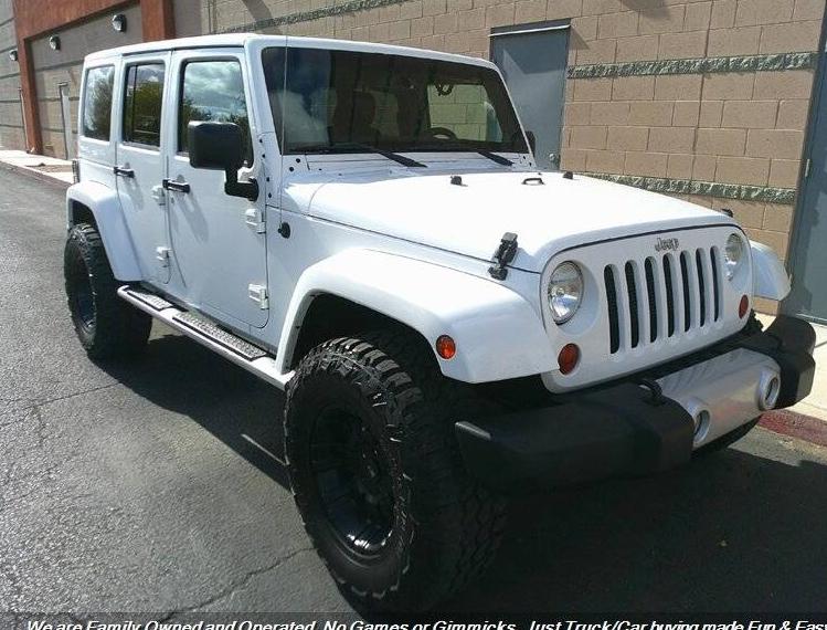 JEEP WRANGLER 2013 1C4HJWEG3DL588649 image