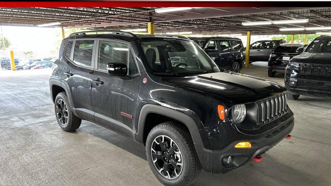 JEEP RENEGADE 2023 ZACNJDC15PPP37890 image