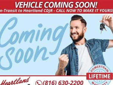 JEEP RENEGADE 2023 ZACNJDE14PPP29972 image