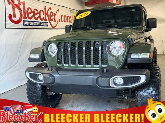 JEEP GLADIATOR 2023 1C6HJTAG4PL572105 image
