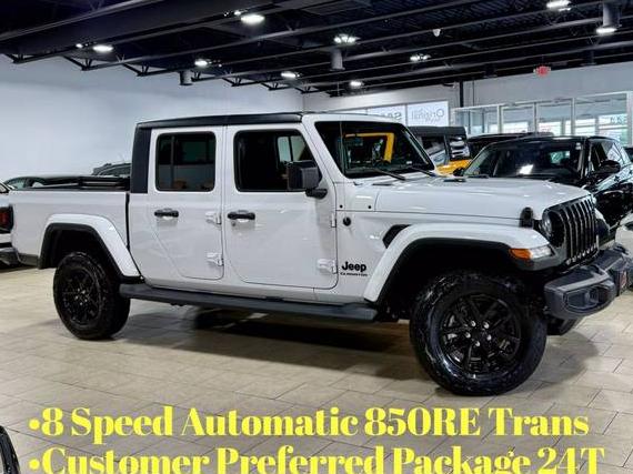 JEEP GLADIATOR 2022 1C6HJTAG5NL136859 image