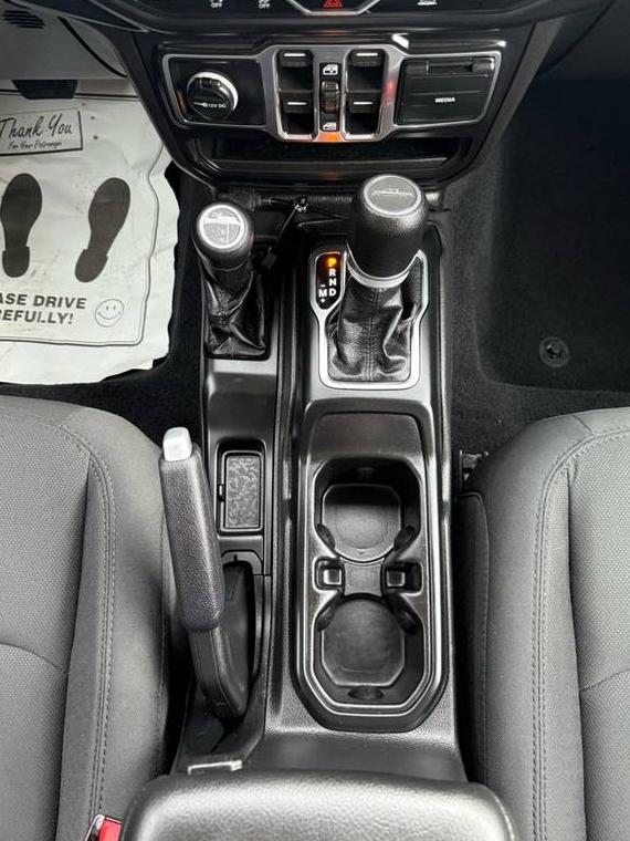 JEEP GLADIATOR 2022 1C6JJTAM2NL111053 image JEEP GLADIATOR 2022 1C6JJTAM2NL111053 image