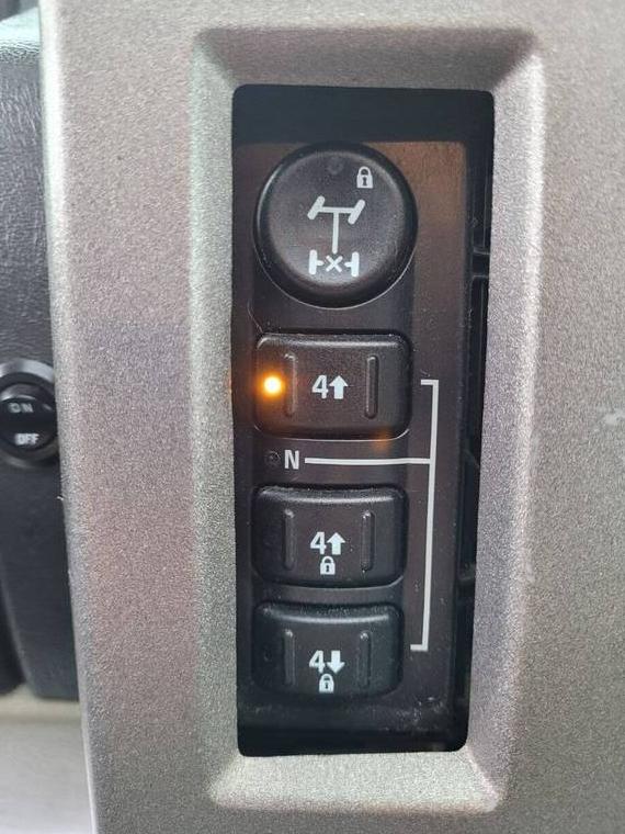 HUMMER H2 2004 5GRGN23U84H113355 image