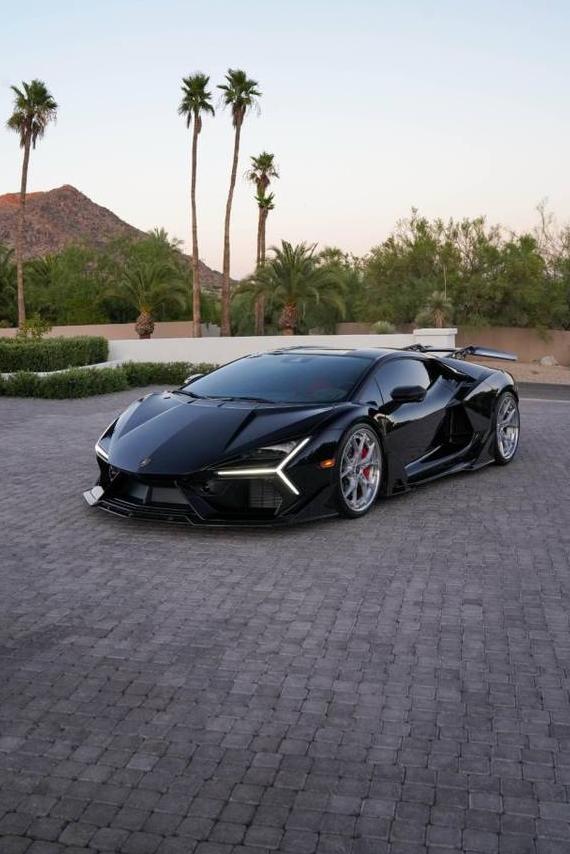 LAMBORGHINI REVUELTO 2024 ZHWUC1ZMXRLA01800 image