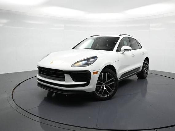 PORSCHE MACAN 2023 WP1AA2A54PLB17255 image