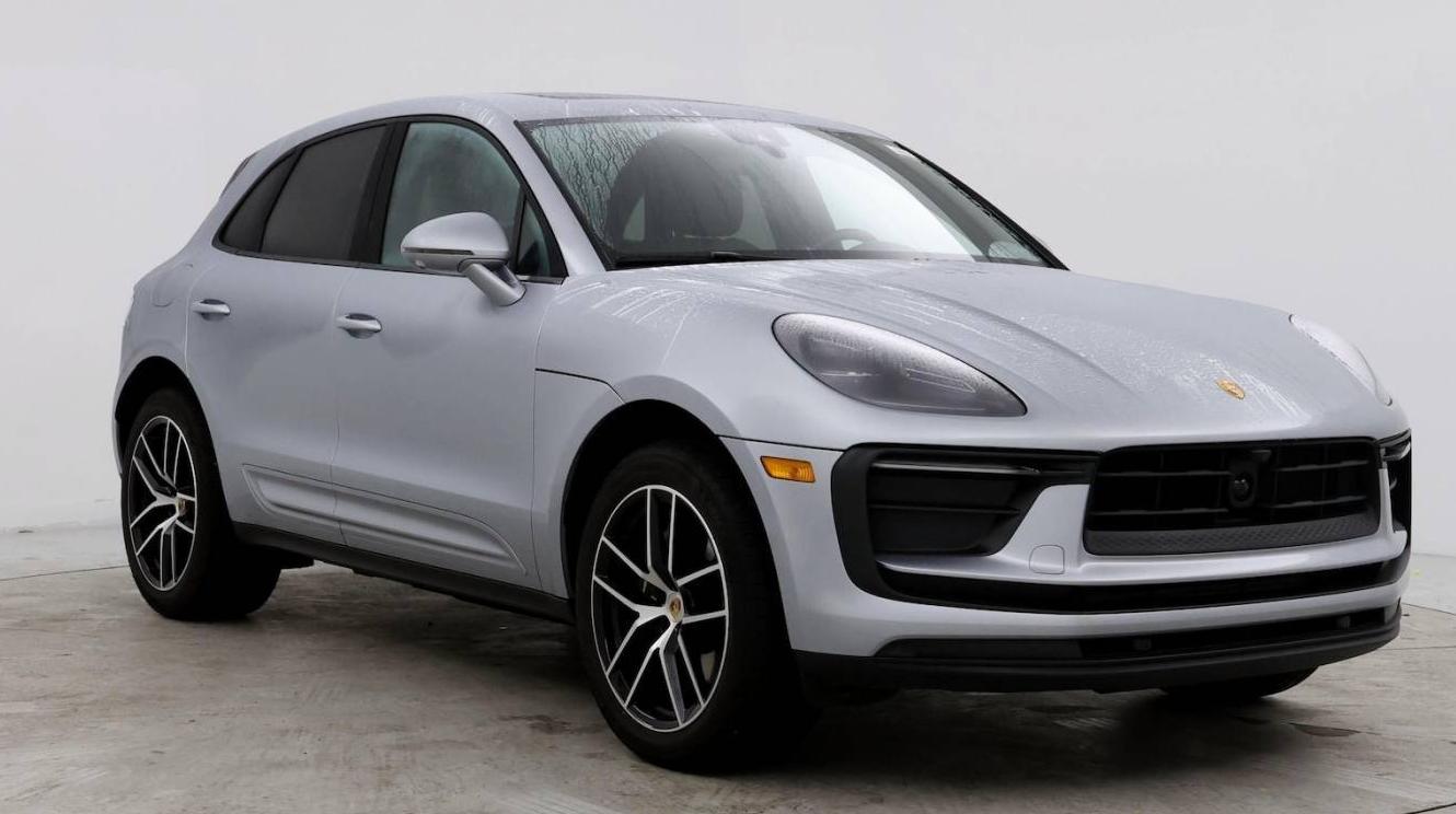 PORSCHE MACAN 2023 WP1AA2A50PLB14241 image