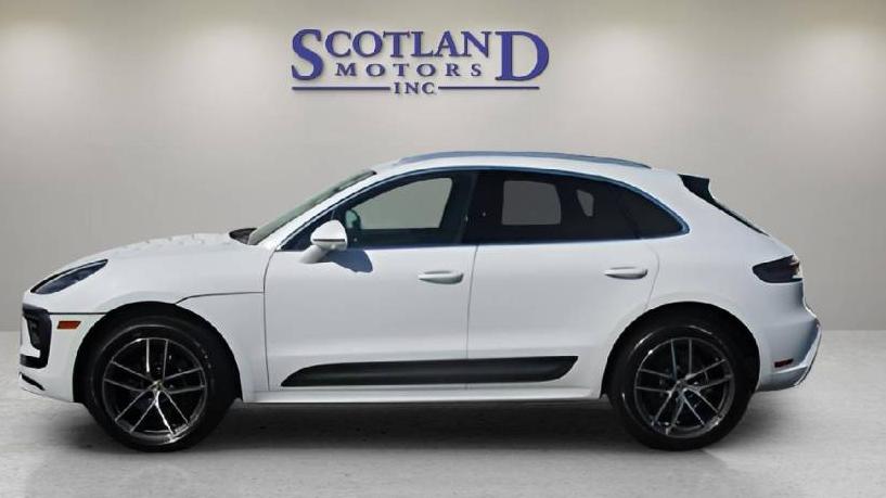 PORSCHE MACAN 2023 WP1AA2A59PLB18790 image